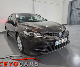 TOYOTA CAMRY 2.5 220H ADVANCE