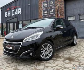 PEUGEOT 208 STYLE 1.2 82CV TOIT PANORAMIQUE / SIÈGES CHAUFFANTS