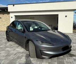 TESLA MODEL 3 PERFORMANCE PERFORMANCE DUAL MOTOR AWD