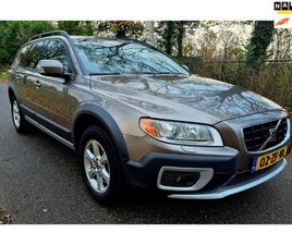VOLVO XC70 3.2 MOMENTUM . LEDER . NAVI . AUTOMAAT