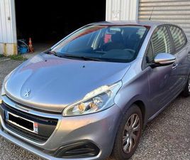 PEUGEOT 208 GRISE
