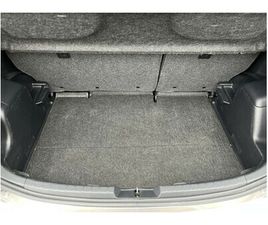 TOYOTA YARIS 1.3 VVT-I STYLE