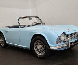 TRIUMPH TR4