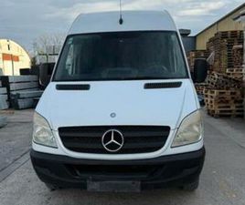 MERCEDES SPRINTER ② MERCEDES SPRINTER 519CDI AIRCO EURO5 PERMIS B — CAMIONNETTES & UTILITAIRES — 2EMEMAIN
