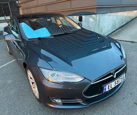TESLA MODEL S 85D TOPP UTSTYRT TESLA MODEL S 85D MED DUAL MOTOR FIREHJULS