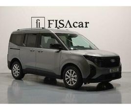 FORD TOURNEO COURIER 1.0 ECOBOOST TITANIUM