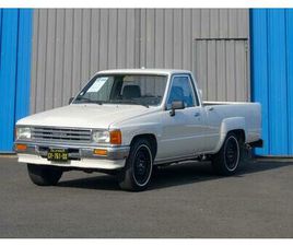 TOYOTA HILUX PICK-UP - 1988