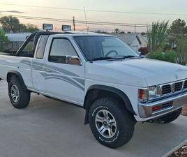 1996 NISSAN KINGCAB SE 4X4 PICKUP 5 SPEED MANUAL