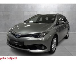 TOYOTA AURIS TOURING SPORTS HYBRID