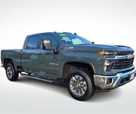 USED 2025 CHEVROLET SILVERADO 3500 LT