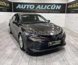 TOYOTA CAMRY 2.5 220H BUSINESS