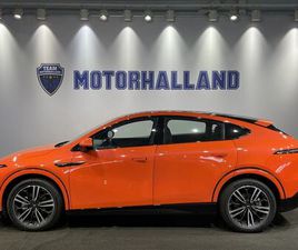 PERFORMANCE AWD 476HK MOMS PANO