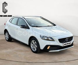 VOLVO V40 CROSS COUNTRY D2 VOLVO V40 CROSS COUNTRY 1.6 D2 KINETIC