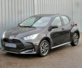 TOYOTA YARIS TOYOTA YARIS 1,5-L-VVT-IE HYBRID TEAMPLAYER SPURH LM