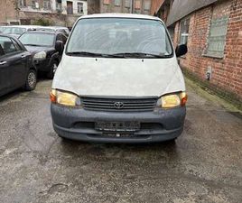 TOYOTA HIACE D-4D . AVEC SIÈGES