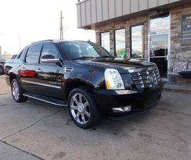 USED 2013 CADILLAC ESCALADE EXT LUXURY