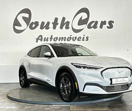 FORD MUSTANG MACH-E 75.7 KWH PREMIUM AWD