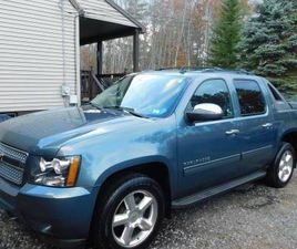 CHEVROLET AVALANCHE 2012 CHEVY AVALANCHE - LT -4X4- 100K - LEATHER, HT SEATS- BLUE TOOTH