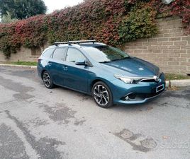 TOYOTA AURIS TOURING SPORTS 1.8H LOUNGE CVT