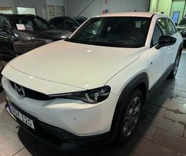 E-SKYACTIV EXCLUSIVE LINE *VINTERHJUL/MOMS*