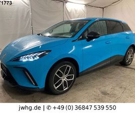 MG 360 MG4 LUXURY LEDER NAVI 360°KAM ACC WÄRMEP