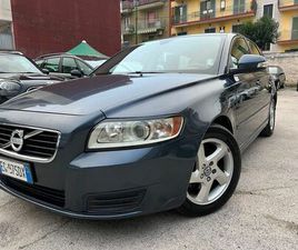 VOLVO V50 D2 VOLVO V50 D2 R-DESIGN