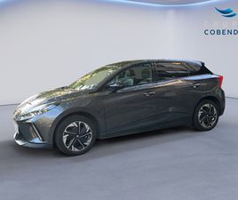 64KWH LUXURY 150 KW (204 CV)