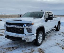 FOR SALE 2022 CHEV SILVERADO 3500 CREW 8' BOX
