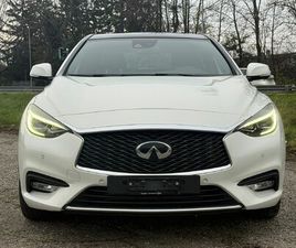 INFINITI Q30 Q30 2.2D PREMIUM TECH AWD DCT