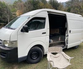 TOYOTA HIACE 2.7 VAN SUPER LARGA MT