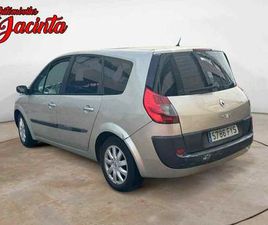 RENAULT - GRAND SCÉNIC