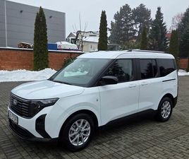 FORD TOURNEO COURIER 1.0 ECOBOOST TITANIUM