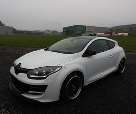 MÉGANE COUPÉ 2.0 16V TURBO RED BULL RACING