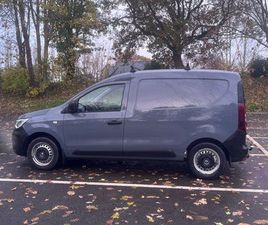 UTILITAIRE EXPRESS VAN