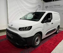TOYOTA PROACE CITY PROFESSIONAL + SMART CARGO PACK