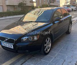 VOLVO S40 1.8 MOMENTUM