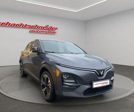 VINFAST VF6 PLUS+ACC+HUD+LEDER+PANORAMA