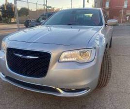 2019 CHRYSLER 300 TOURING L