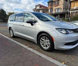 2022 CHRYSLER VOYAGER LX VAN 4D