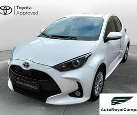 TOYOTA YARIS TOYOTA YARIS 1.5 HYBRID 5 PORTE ENERGY DEL 2022 USATA A ROMA