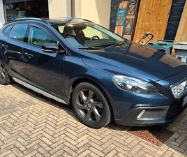 VOLVO V40 CROSS COUNTRY