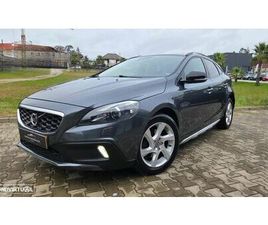 VOLVO V40 CROSS COUNTRY D2 VOLVO V40 CROSS COUNTRY 1.6 D2 MOMENTUM