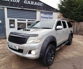 TOYOTA HI-LUX 3.0 D-4D INVINCIBLE 4WD EURO 5 4DR