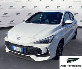 MG MG3 1.5 HYBRID+ LUXURY AUTO DEL 2025 USATA A ROMA