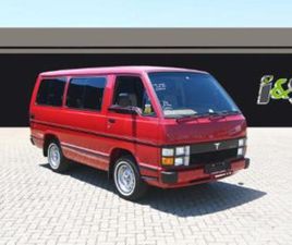 TOYOTA HIACE 2200
