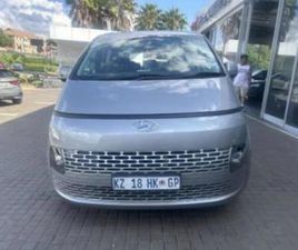 HYUNDAI STARIA 2.2D EXECUTIVE 9-SEATER