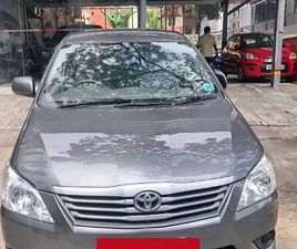 TOYOTA INNOVA