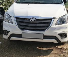 TOYOTA INNOVA