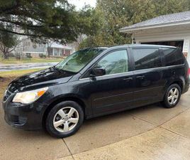 VOLKSWAGEN ROUTAN 2010 VOLKSWAGEN ROUTAN SEL — 1-OWNER — $4,977 CARFAX 1-OWNER