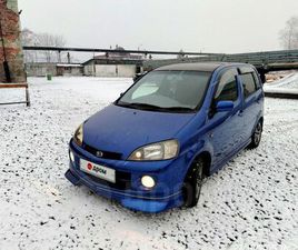 DAIHATSU YRV